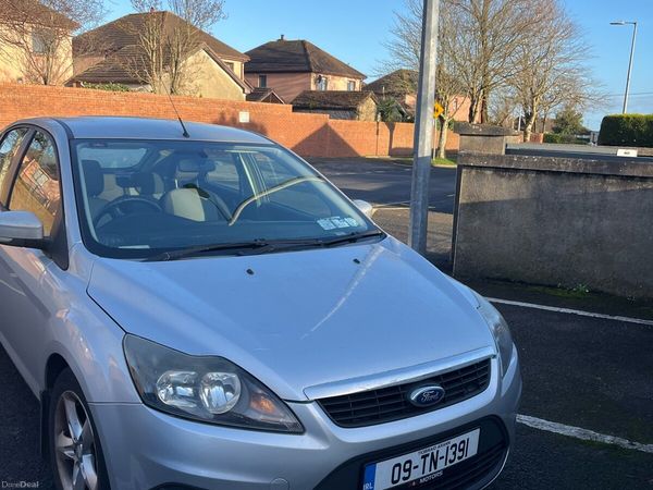 Ford Focus Hatchback, Diesel, 2009, Silver