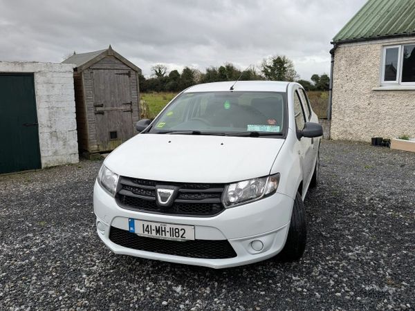 Dacia Sandero Hatchback, Petrol, 2014, White