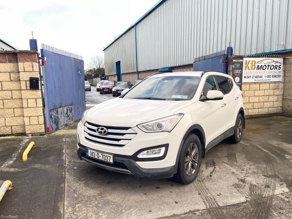 Hyundai Santa Fe SUV, Diesel, 2014, White