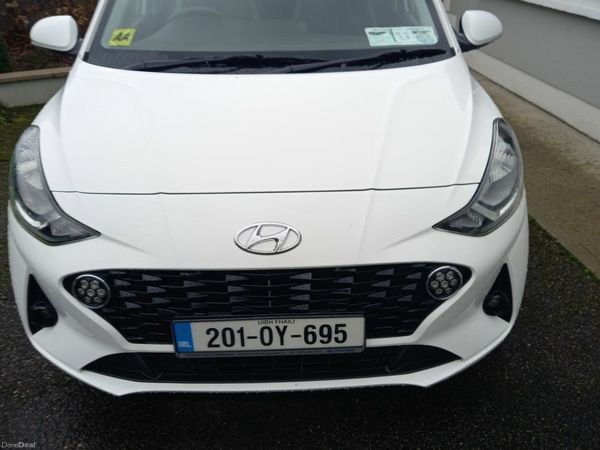 Hyundai i10 Hatchback, Petrol, 2020, White