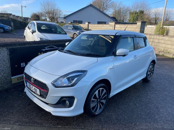 Suzuki Swift Hatchback, Petrol Hybrid, 2017, White