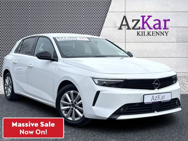 Opel Astra Hatchback, Petrol, 2022, White