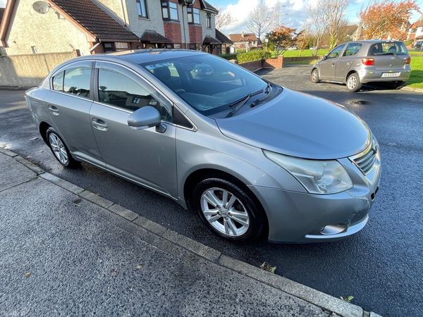 Toyota Avensis Saloon, Diesel, 2010, Grey