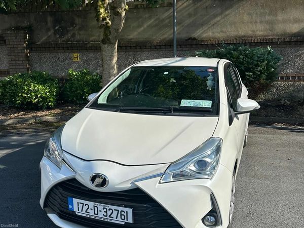 Toyota Vitz Hatchback, Petrol, 2017, White