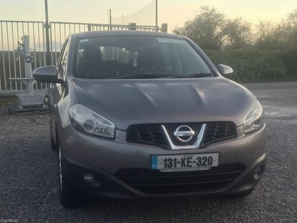 Nissan Qashqai Estate/Jeep, Diesel, 2013, Grey