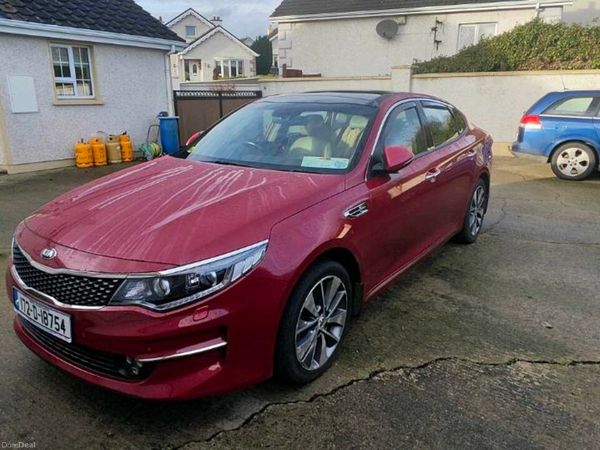 Kia Optima Saloon, Diesel, 2017, Red