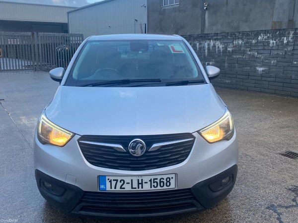 Vauxhall Crossland X Hatchback, Petrol, 2017, Silver