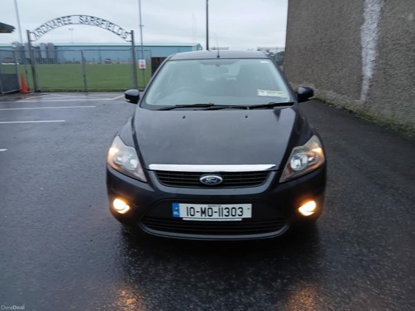 Ford Focus Hatchback, Diesel, 2010, Grey