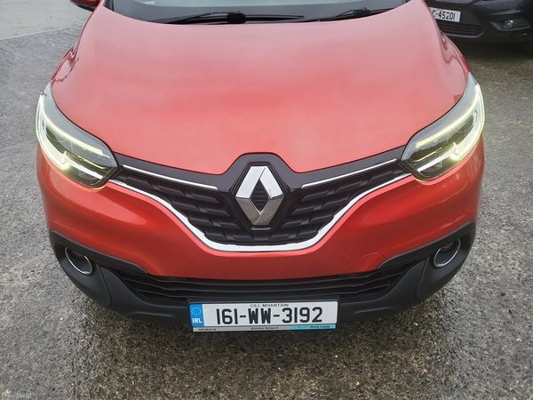 Renault Kadjar SUV, Diesel, 2016, Red