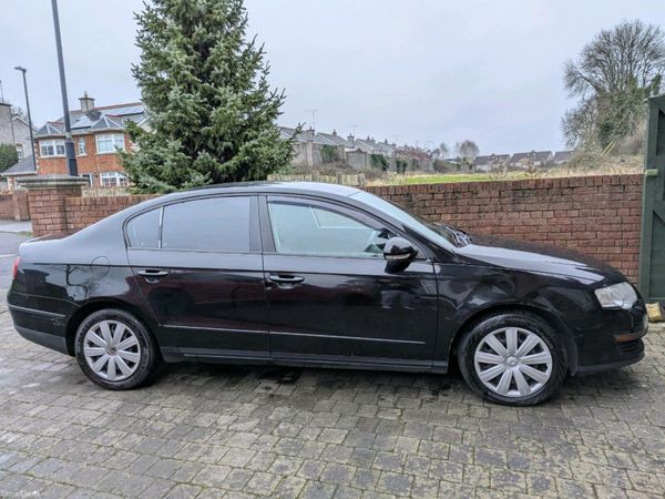 Volkswagen Passat Saloon, Diesel, 2010, Black