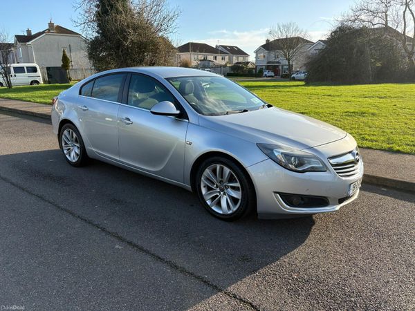 Opel Insignia Hatchback, Diesel, 2015, Silver