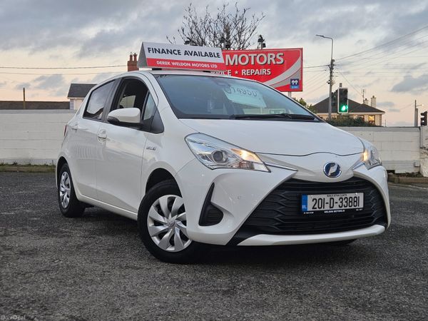Toyota Vitz Hatchback, Petrol Hybrid, 2020, White