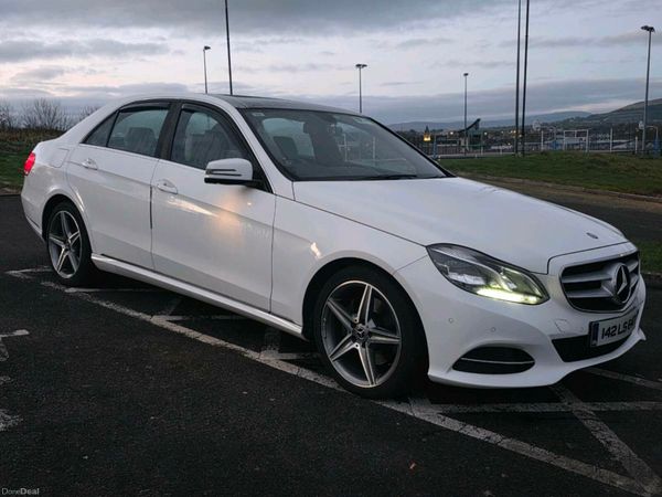 Mercedes-Benz E-Class Saloon, Diesel Hybrid, 2014, White