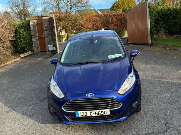 Ford Fiesta Hatchback, Petrol, 2013, Blue