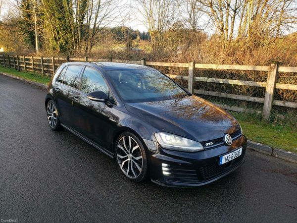 Volkswagen Golf Hatchback, Diesel, 2014, Black