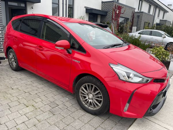 Toyota Prius MPV, Petrol Hybrid, 2017, Red