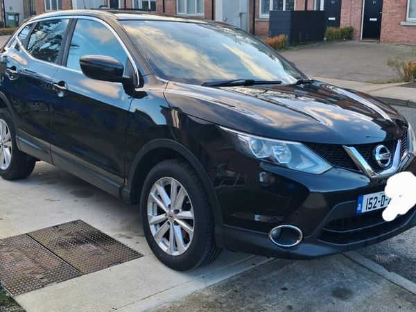 Nissan Qashqai Hatchback, Diesel, 2015, Black