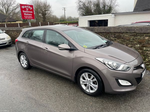 Hyundai i30 Estate/Jeep, Diesel, 2013, Bronze
