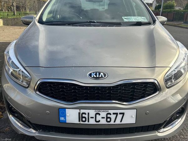 Kia Ceed Estate/Jeep, Diesel, 2016, Silver