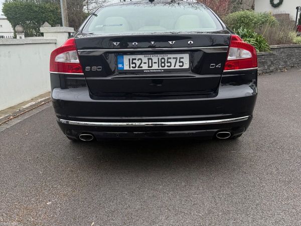 Volvo S80 Saloon, Diesel, 2015, Black