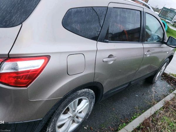 Nissan Qashqai+2 Hatchback, Diesel, 2010, Beige