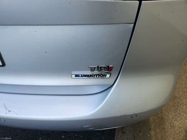 Volkswagen Touran MPV, Diesel, 2015, Silver
