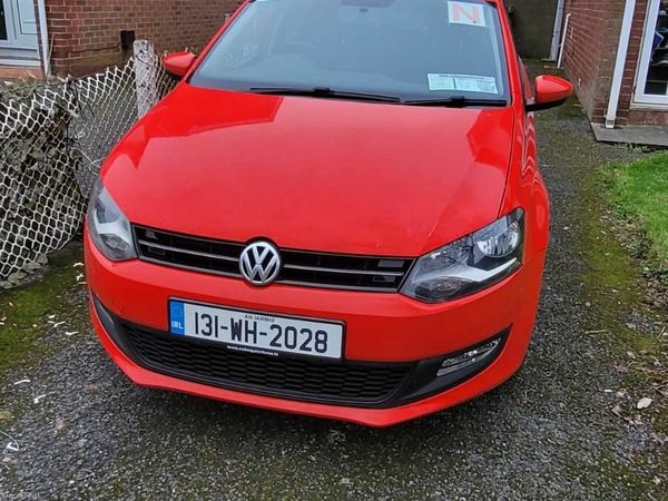 Volkswagen Polo Hatchback, Petrol, 2013, Red