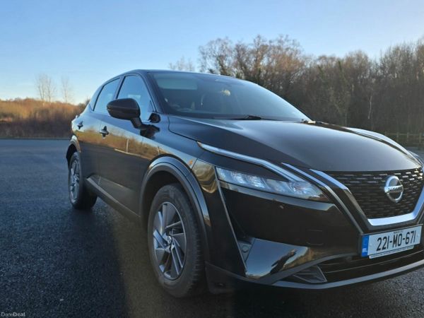 Nissan Qashqai MPV, Petrol, 2022, Black