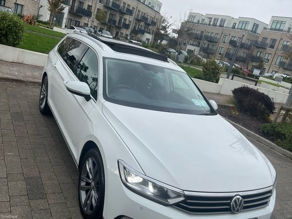 Volkswagen Passat Estate, Diesel, 2018, Silver
