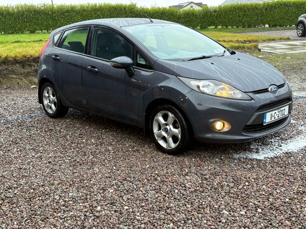 Ford Fiesta Hatchback, Diesel, 2011, Grey