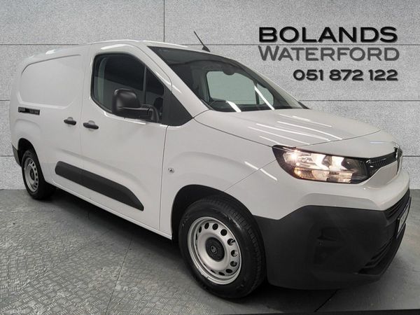 Citroen Berlingo MPV, Diesel, 2025, White