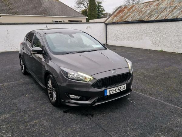 Ford Focus Hatchback, Diesel, 2017, Grey
