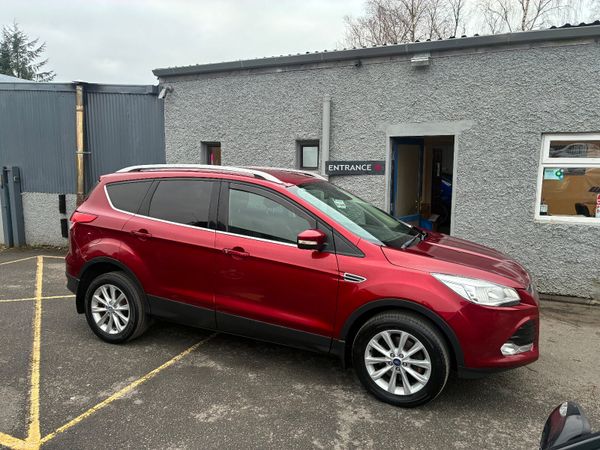 Ford Kuga SUV, Diesel, 2016, Red