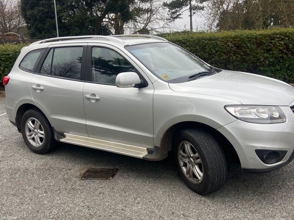 Hyundai Santa Fe SUV, Diesel, 2011, Silver