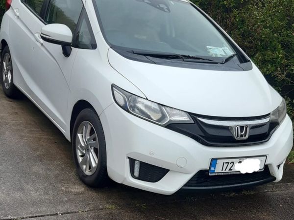 Honda Jazz Hatchback, Petrol, 2017, White