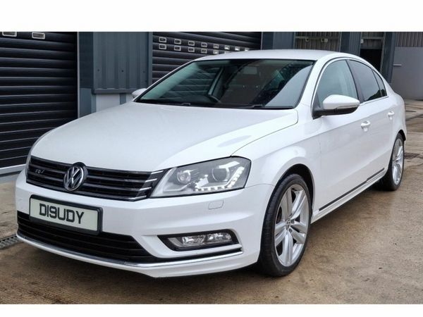 Volkswagen Passat Saloon, Diesel, 2014, White