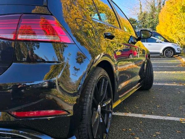 Volkswagen Golf Estate, Diesel, 2019, Black