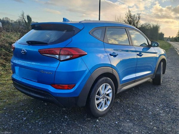 Hyundai Tucson SUV, Diesel, 2017, Blue