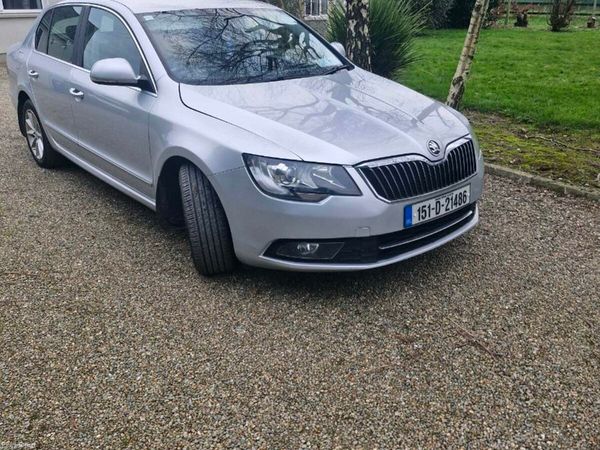 Skoda Superb Saloon, Diesel, 2015, Silver
