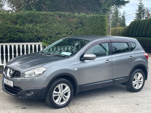 Nissan Qashqai Hatchback, Diesel, 2012, Grey