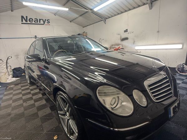 Mercedes-Benz E-Class Saloon, Diesel, 2009, Black