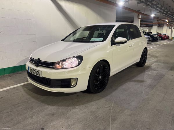 Volkswagen Golf Hatchback, Diesel, 2011, White