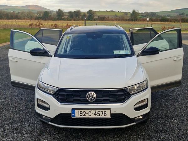 Volkswagen T-Roc SUV, Diesel, 2019, White