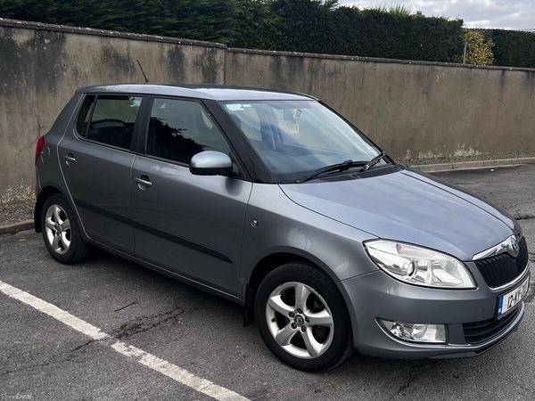 Skoda Fabia Hatchback, Diesel, 2012, Grey