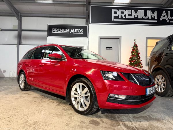 Skoda Octavia Estate, Petrol, 2019, Red