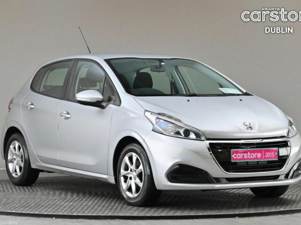 Peugeot 208 Hatchback, Petrol, 2015, Silver