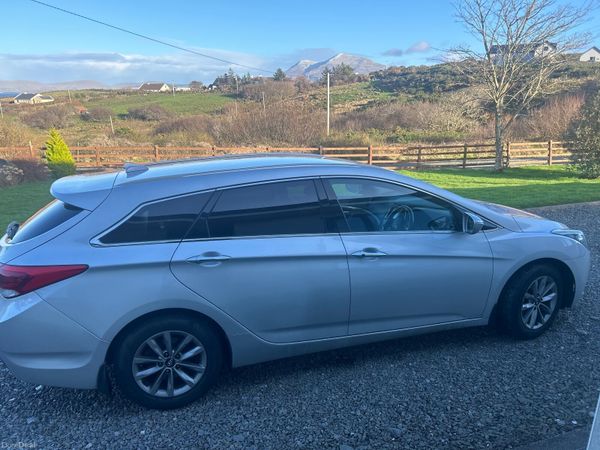 Hyundai i40 Estate, Diesel, 2016, Silver