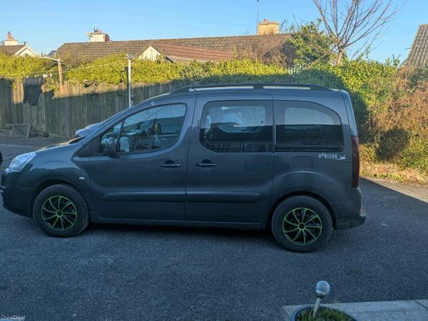 Peugeot Partner MPV, Diesel, 2017, Grey