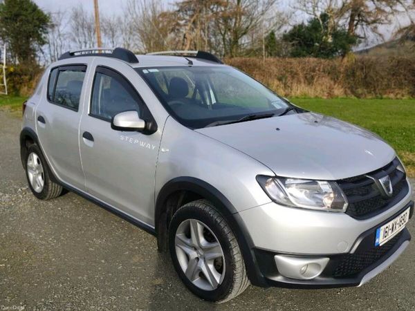 Dacia Sandero Stepway Hatchback, Diesel, 2016, Silver