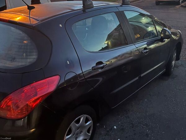 Peugeot 308 Hatchback, Diesel, 2009, Black